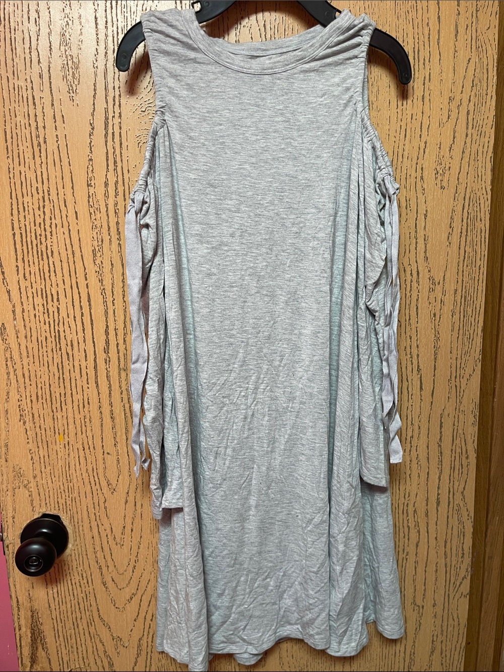 American Eagle Outfitters Light Gray Cold-Shoulder Long Sleeve Dress